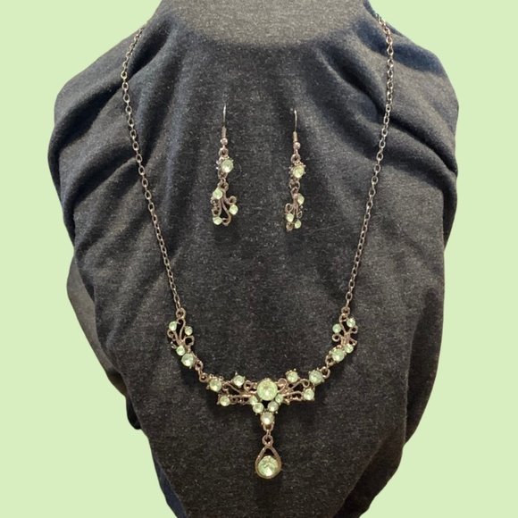 New Costume Jewelry - Picture 11 of 14